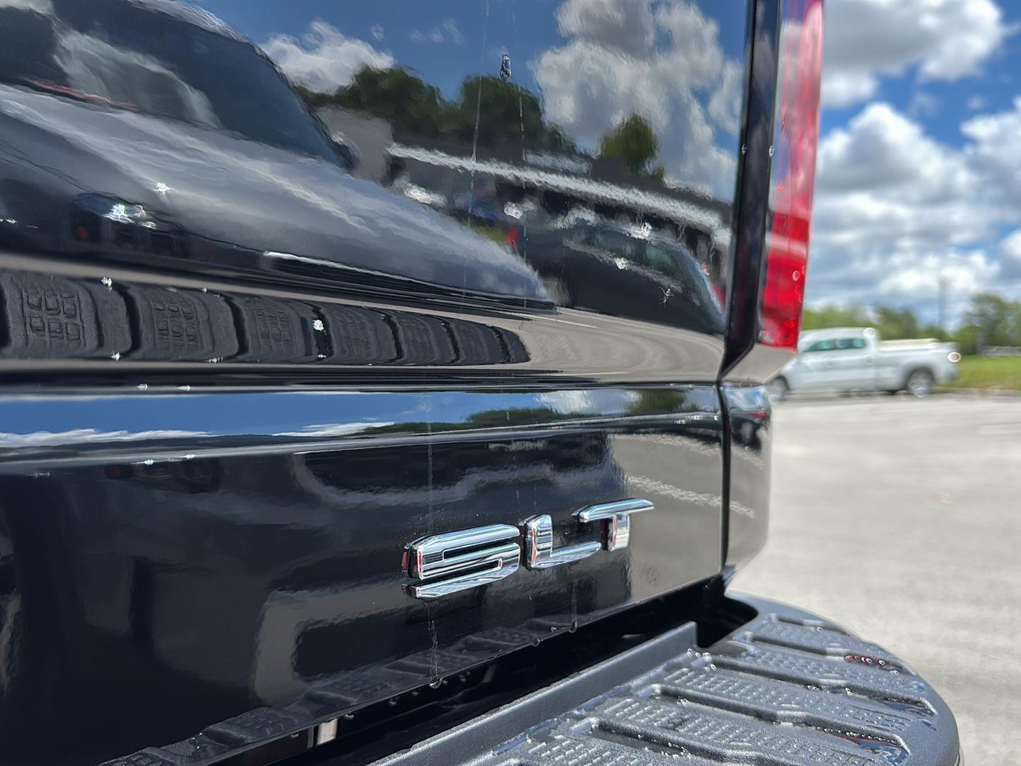 2026 GMC Sierra 2500HD SLT - Photo 10