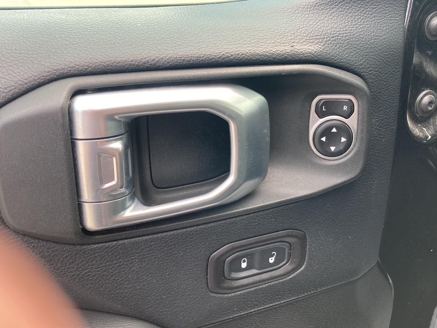 2019 Jeep Wrangler Unlimited Sahara - Photo 11