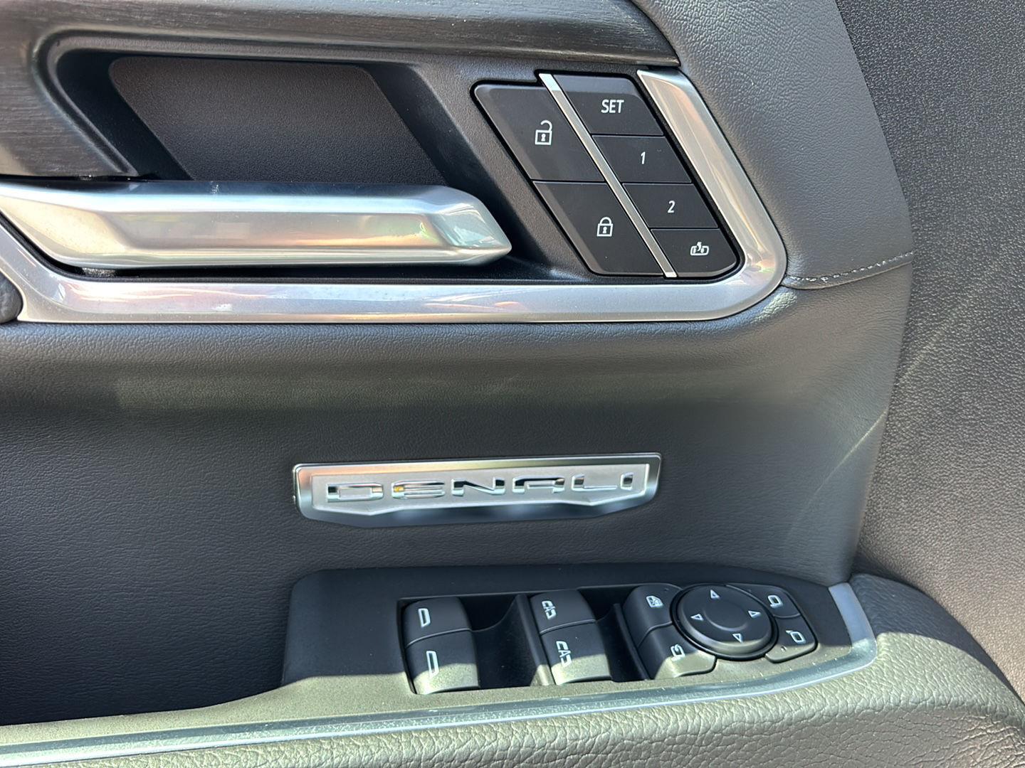 2026 GMC Sierra 1500 Denali - Photo 17