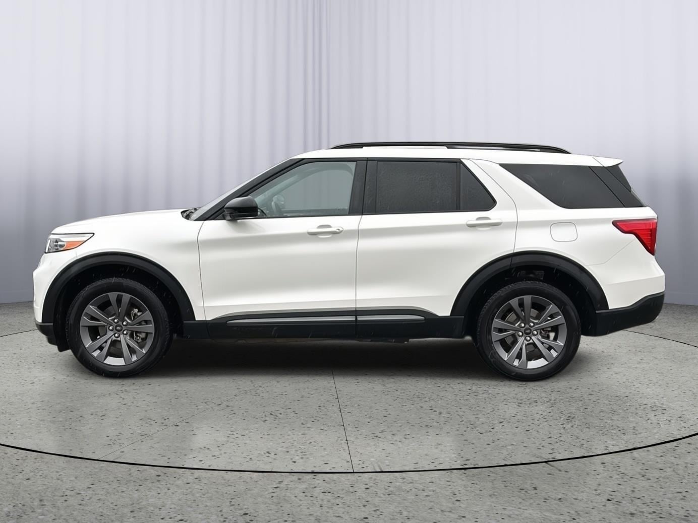 Used 2023 Ford Explorer XLT with VIN 1FMSK8DH5PGA96951 for sale in Kansas City