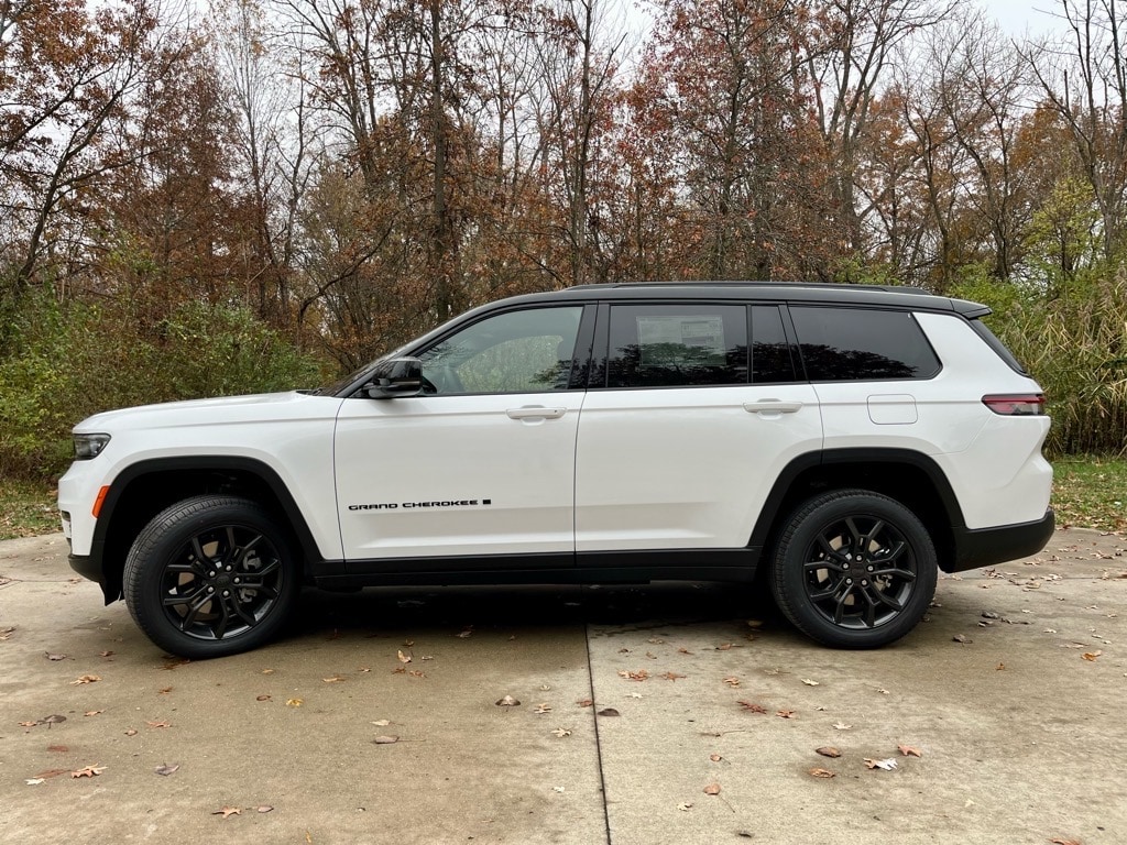 New 2025 Jeep Grand Cherokee L LIMITED 4X4 Sport Utility