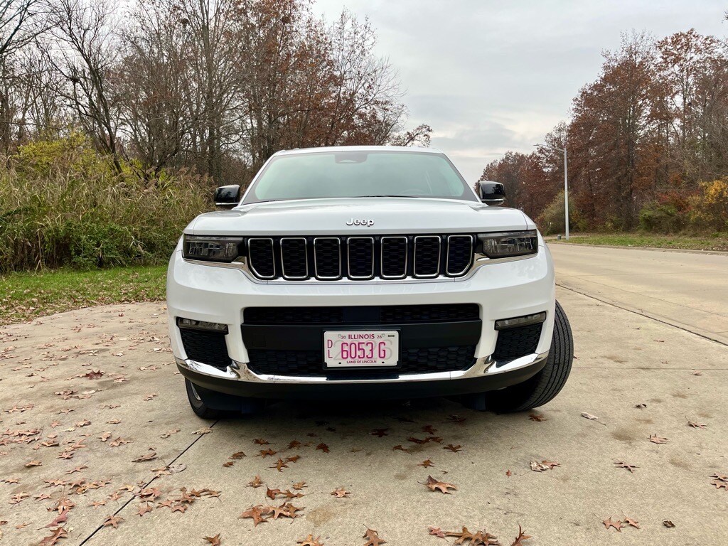 2021 Jeep Grand Cherokee Limited photo 2