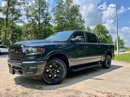 2026 Ram 1500 BIG HORN CREW CAB 4X4 5'7 BOX Pickup
