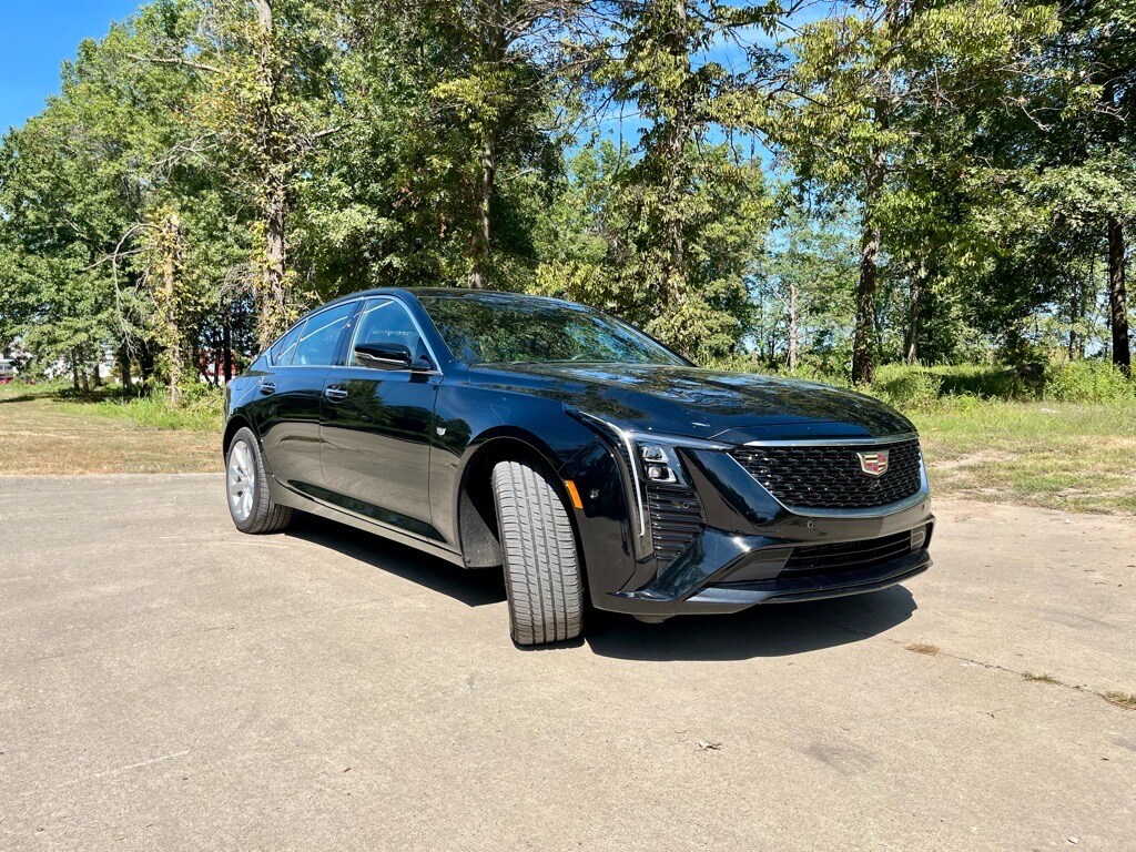 2025 Cadillac CT5 Premium Luxury photo 2