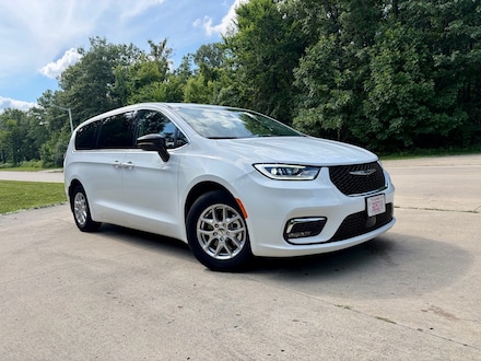 2024 Chrysler Pacifica Touring L Touring L  Mini-Van
