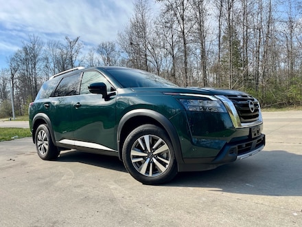 2025 Nissan Pathfinder SL AWD SL  SUV