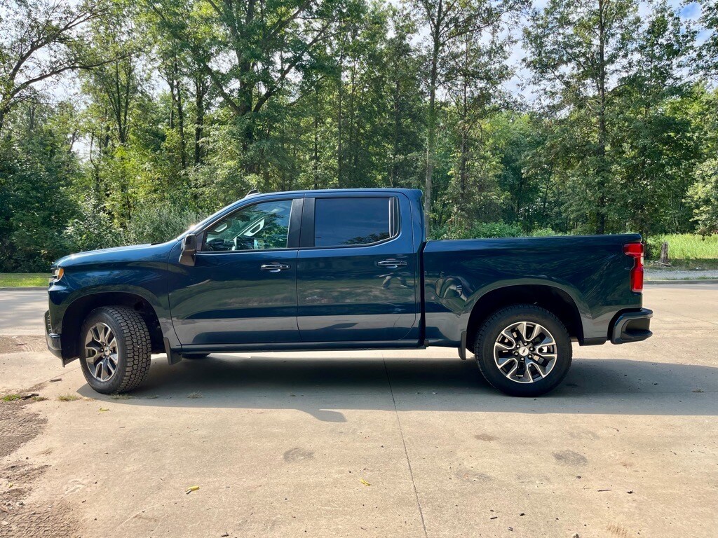 2021 Chevrolet Silverado 1500 RST photo 4