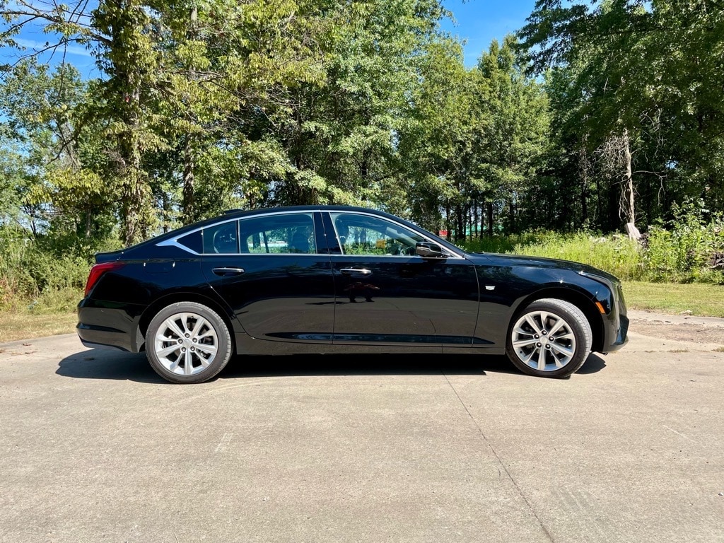 2025 Cadillac CT5 Premium Luxury photo 4