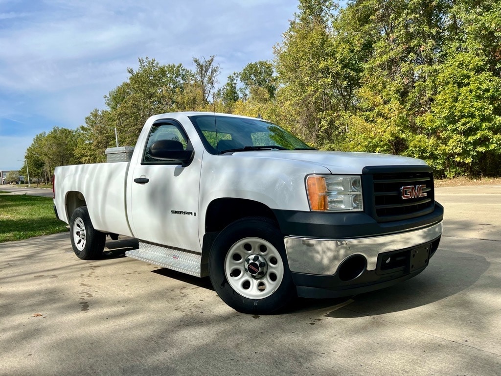 Used 2008 GMC Sierra 1500 Work Truck 2WD Work Truck  Regular Cab 8 ft. LB
