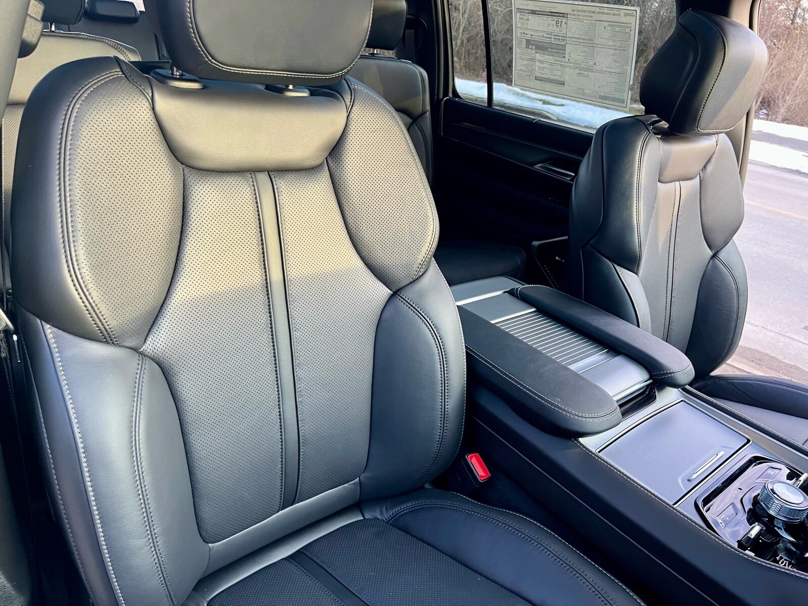 2026 Jeep Grand Wagoneer Limited Reserve - Photo 14