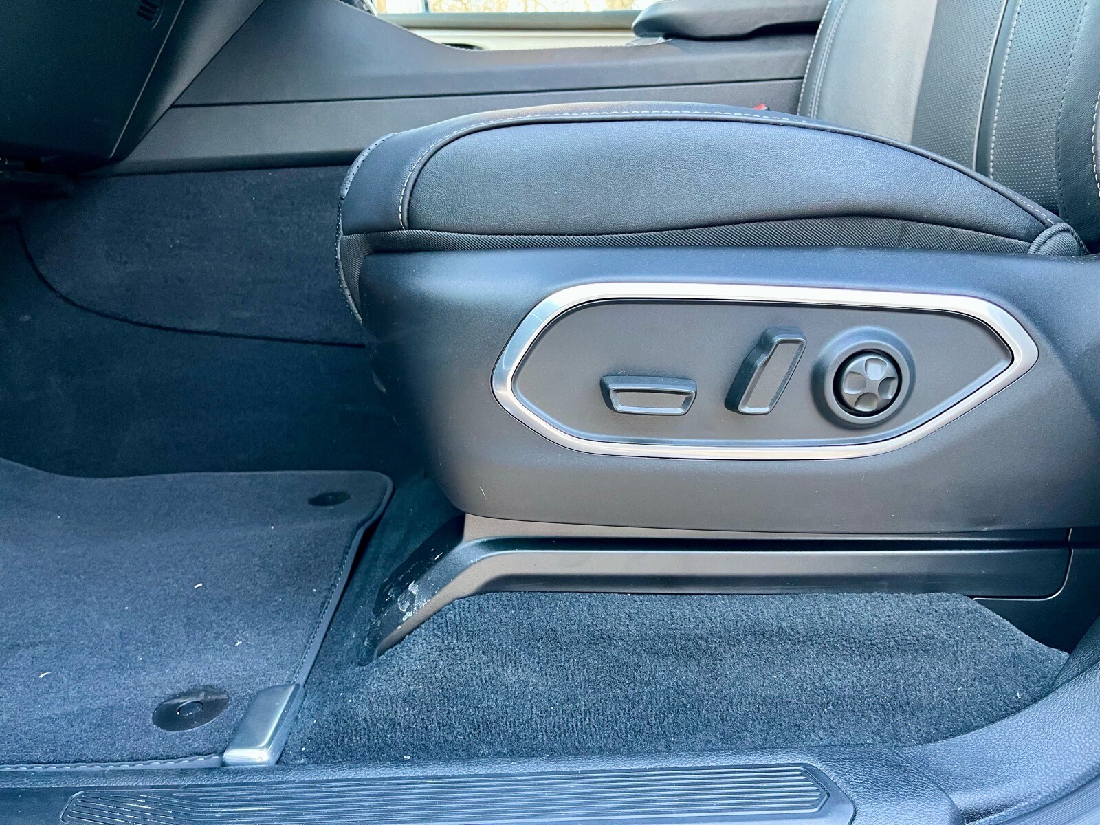 2026 Jeep Grand Wagoneer Limited Reserve - Photo 28
