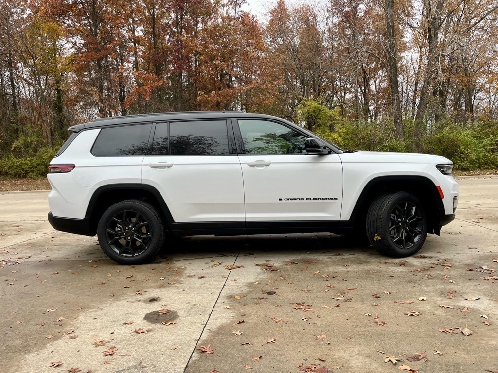 New 2025 Jeep Grand Cherokee L LIMITED 4X4 Sport Utility