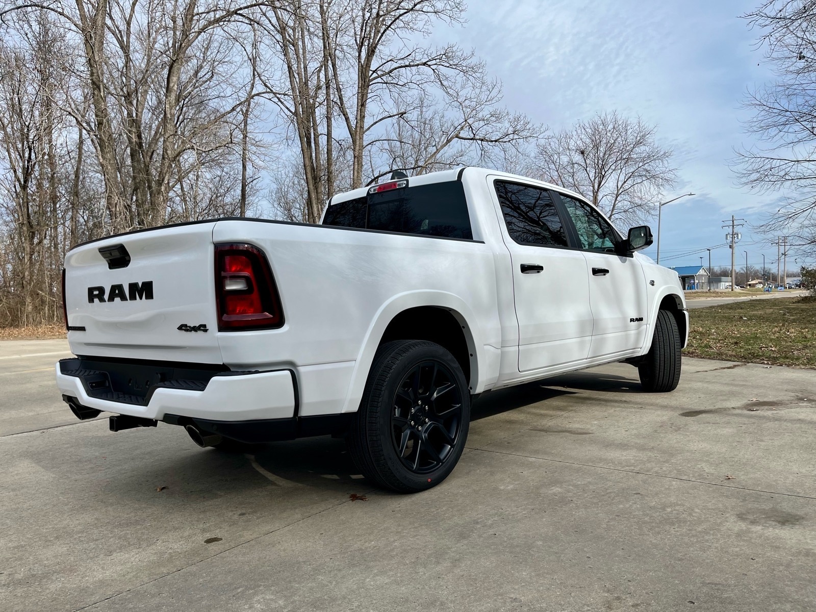 2026 RAM 1500 Laramie - Photo 8