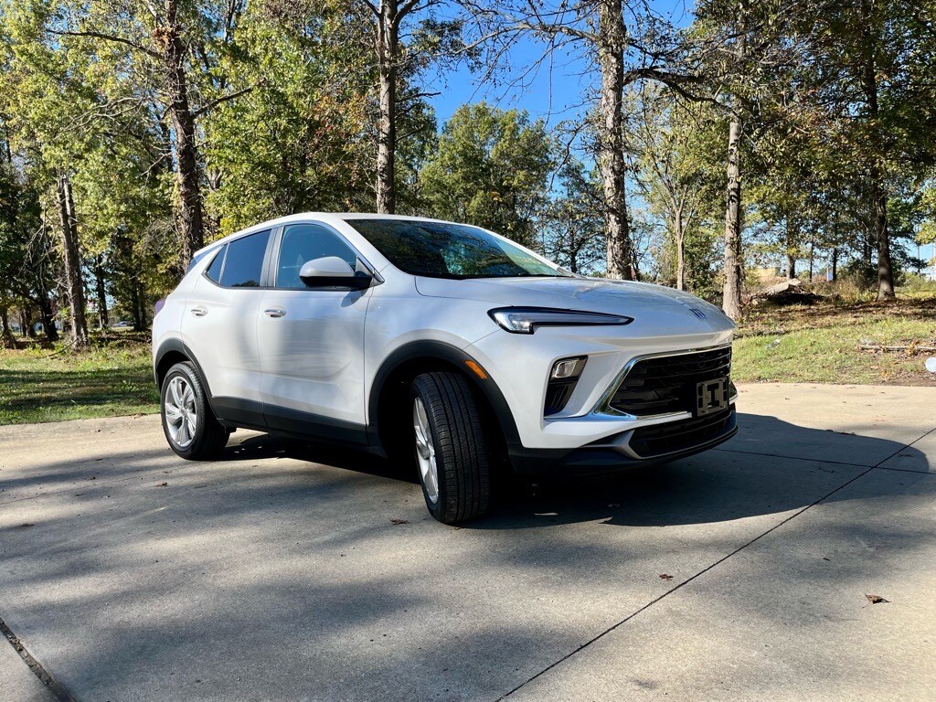 Used 2024 Buick Encore GX Preferred Preferred  Crossover