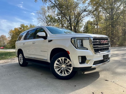 2023 GMC Yukon SLT 4x4 SLT  SUV