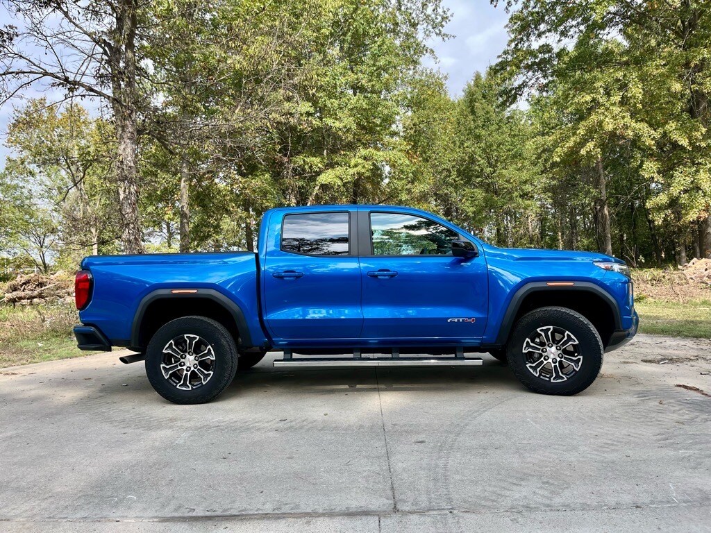 2023 Gmc Canyon AT4 photo 3