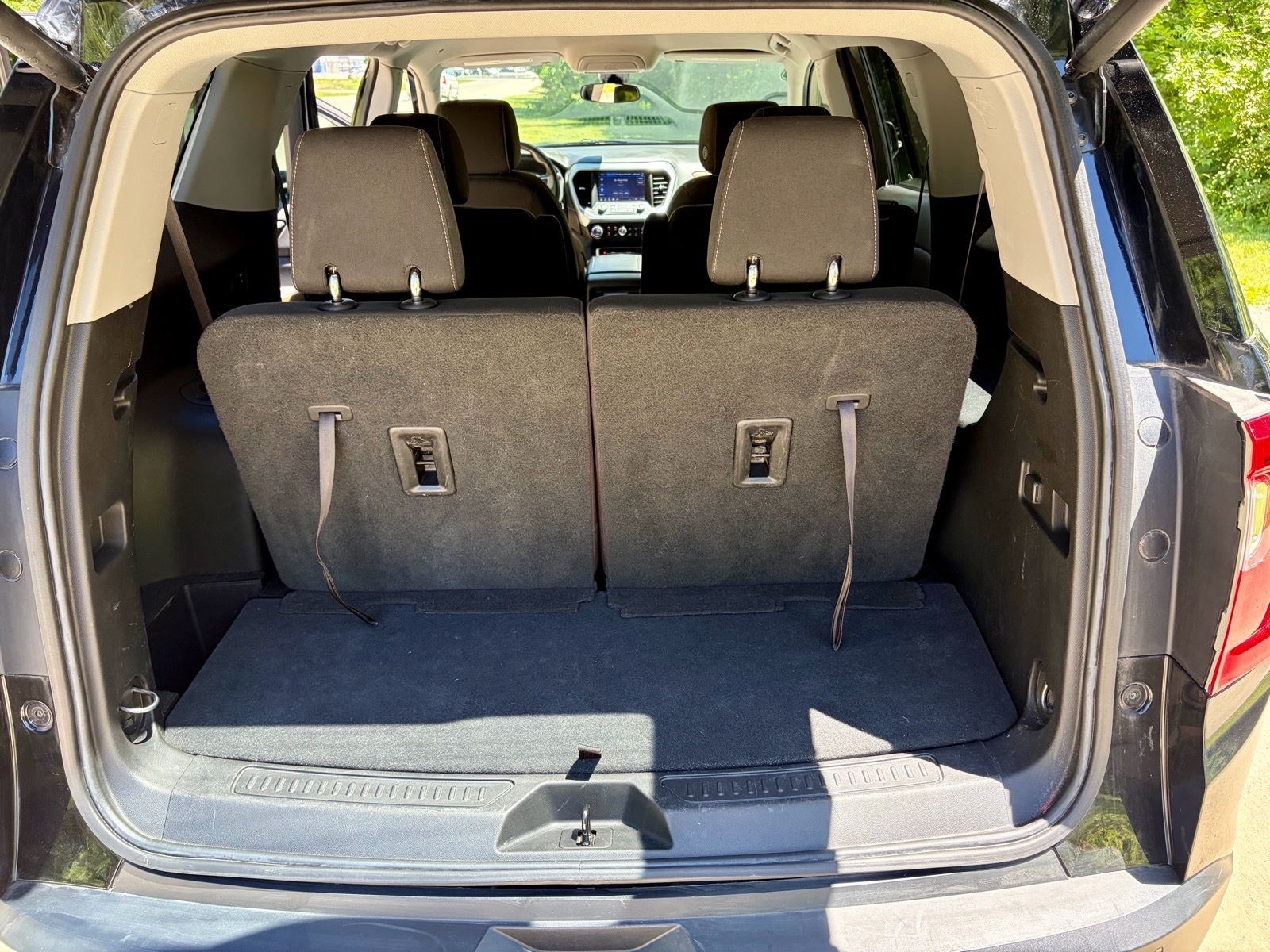 2023 GMC Acadia SLE - Photo 21