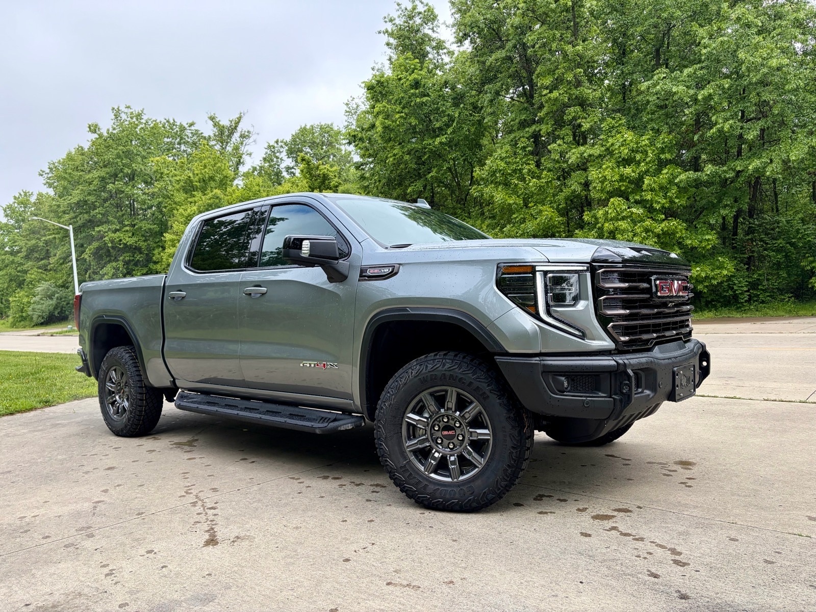 2026 GMC Sierra 4WD Crew Cab Short Box AT4X's photo