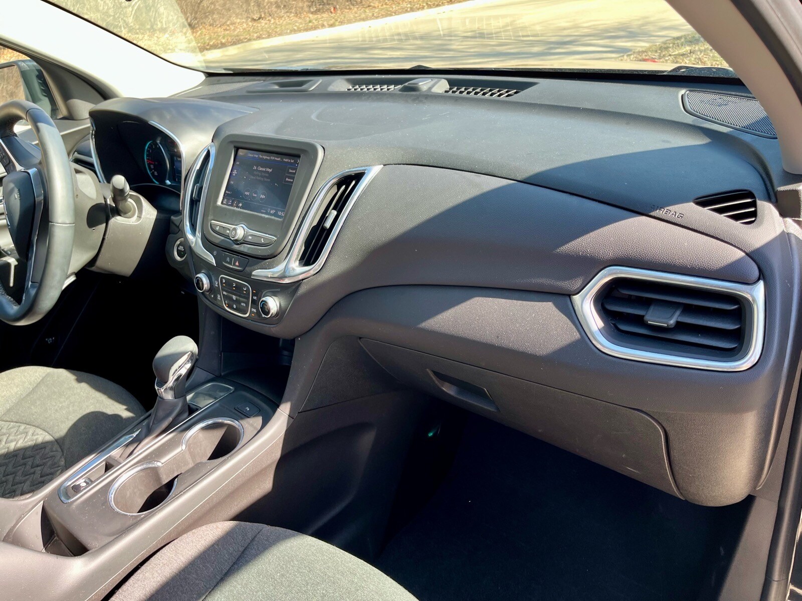 2024 Chevrolet Equinox LT - Photo 13