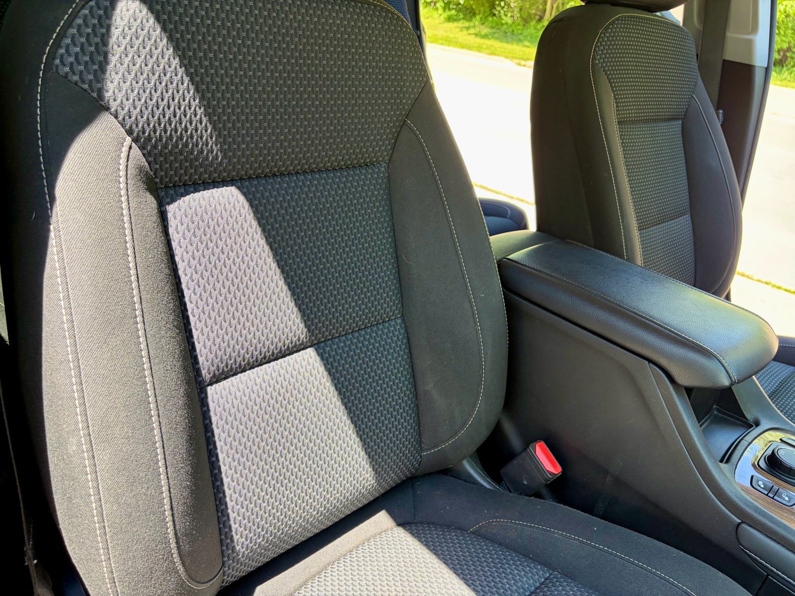 2023 GMC Acadia SLE - Photo 16