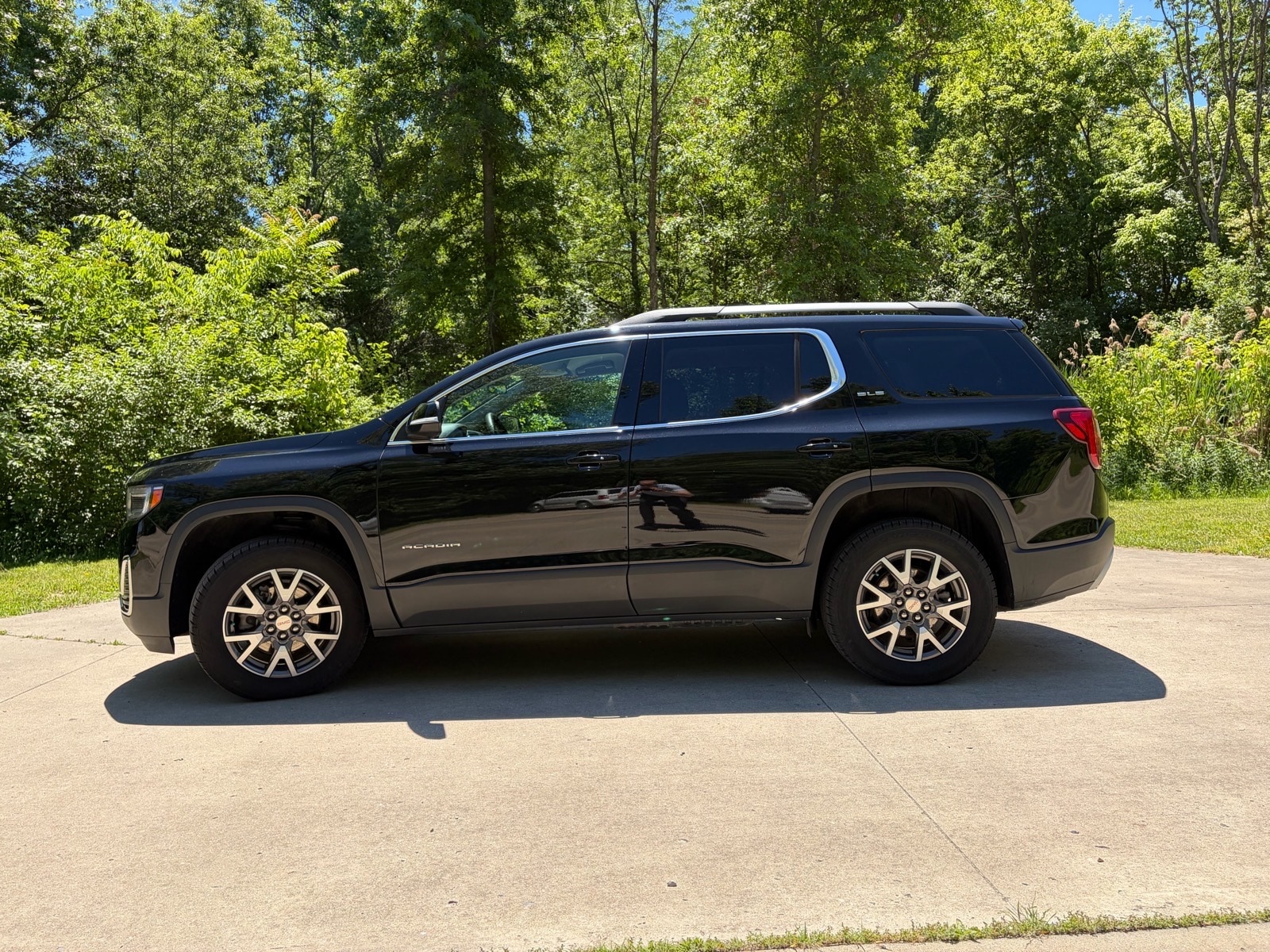 2023 GMC Acadia SLE - Photo 9