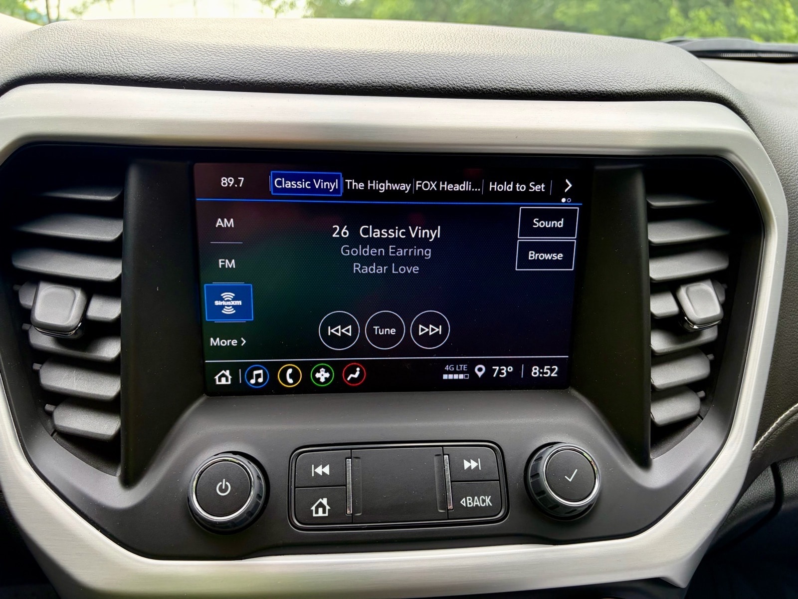 2023 GMC Acadia SLE - Photo 25