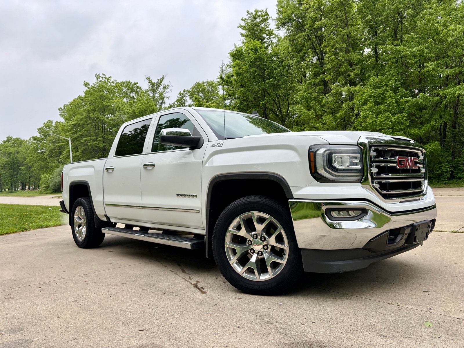 2016 GMC Sierra 4WD Crew Cab Short Box SLT's photo