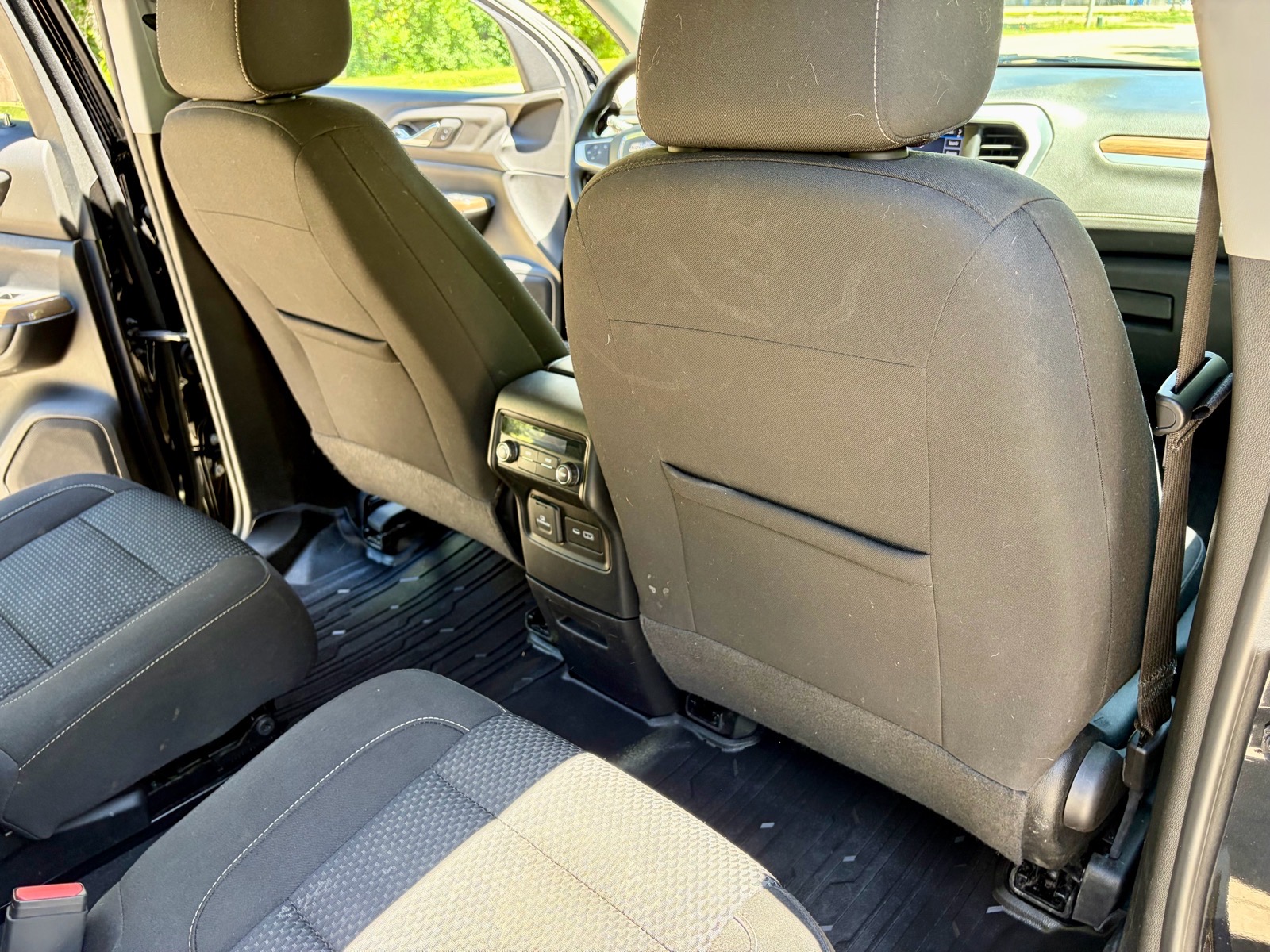 2023 GMC Acadia SLE - Photo 19