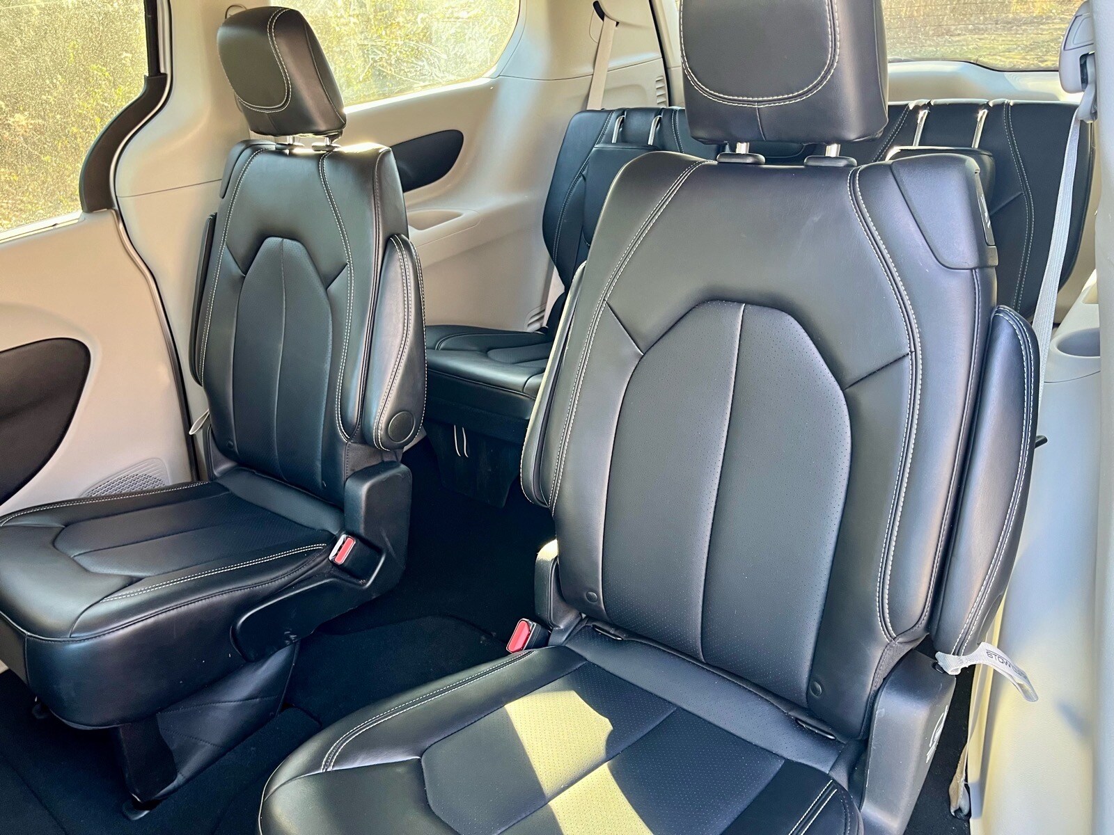 2024 Chrysler Pacifica Touring L - Photo 18