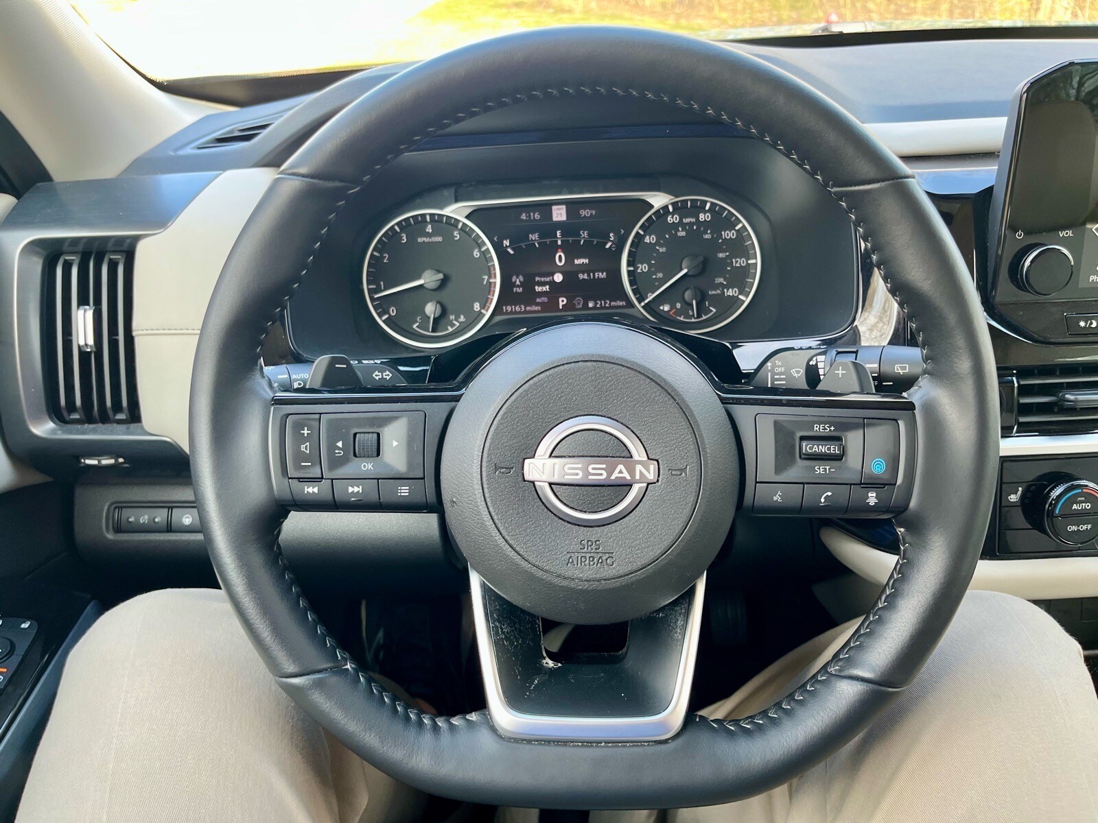 2025 Nissan Pathfinder SL - Photo 16