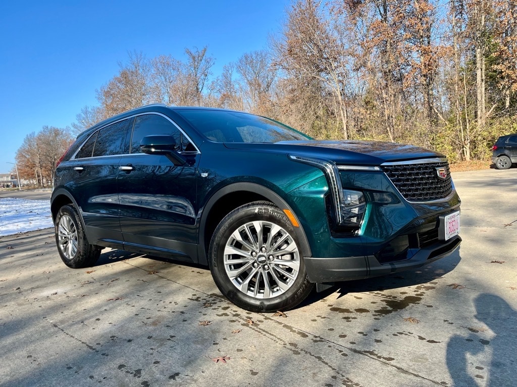 2024 Cadillac XT4 Premium Luxury's photo