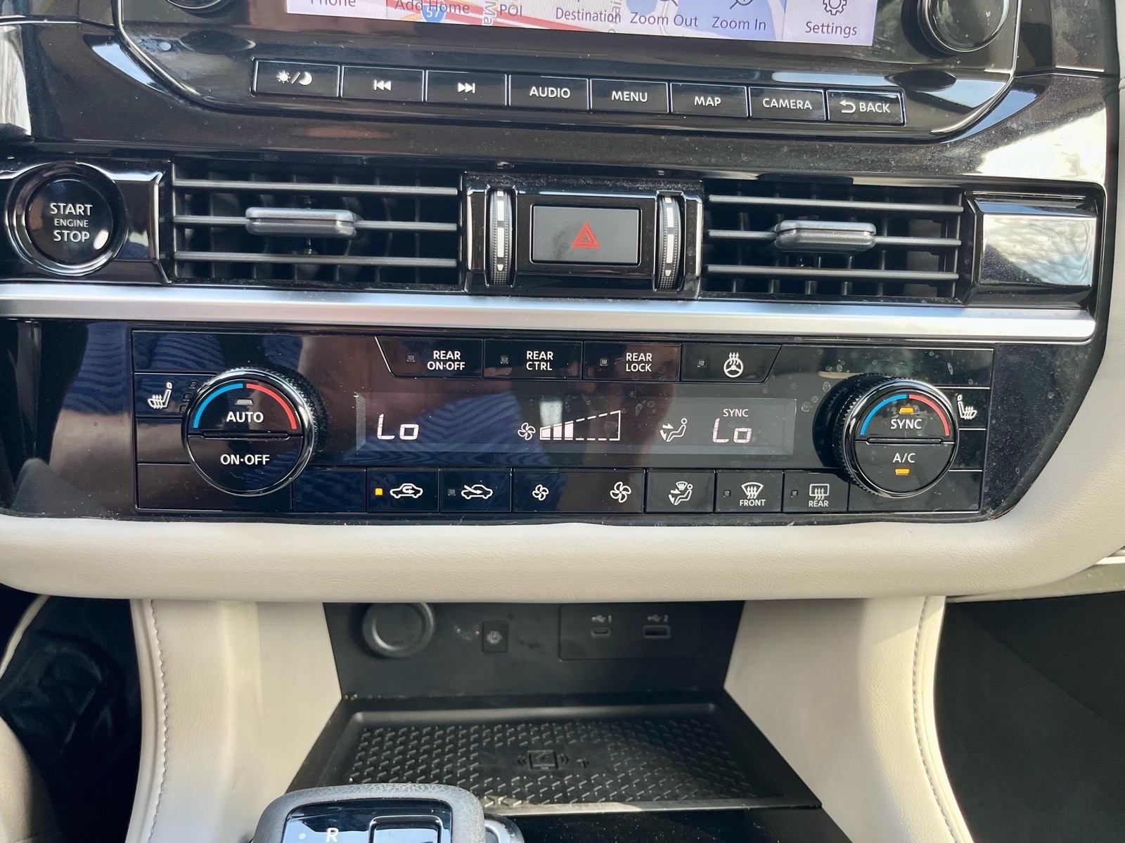 2025 Nissan Pathfinder SL - Photo 10
