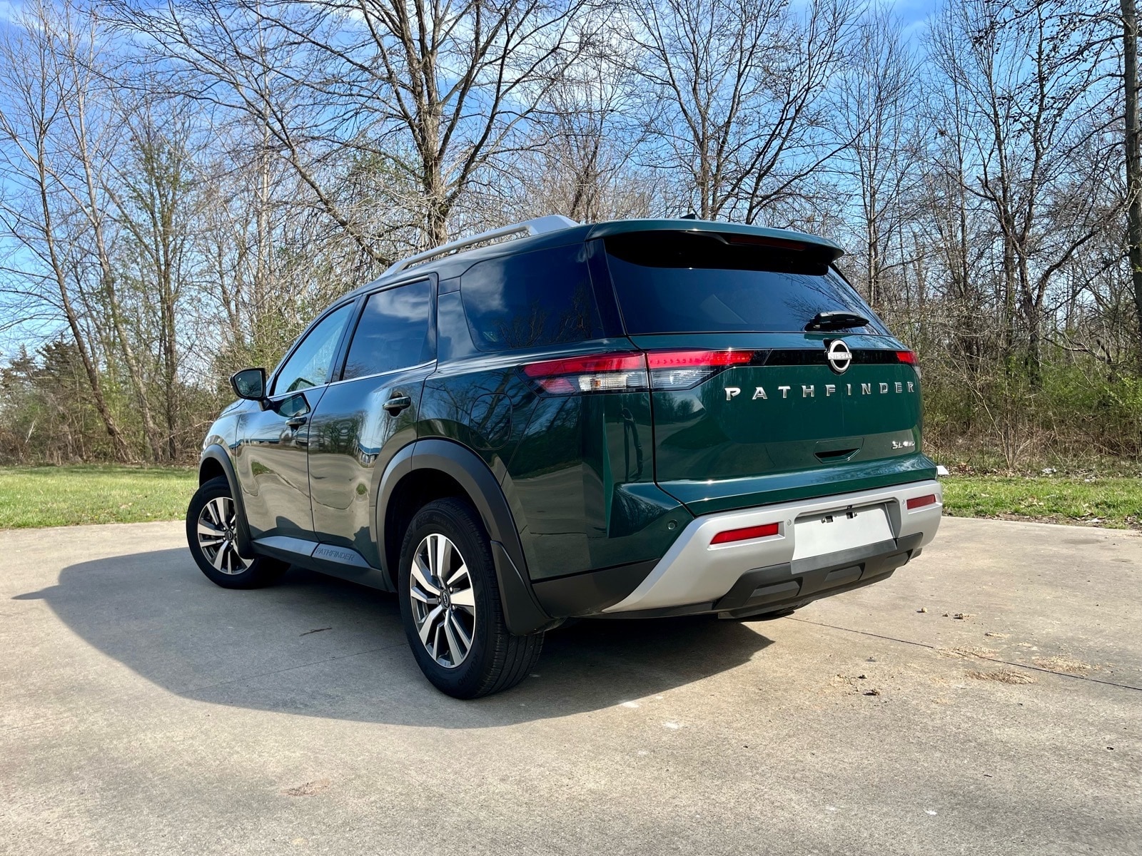 2025 Nissan Pathfinder SL - Photo 15