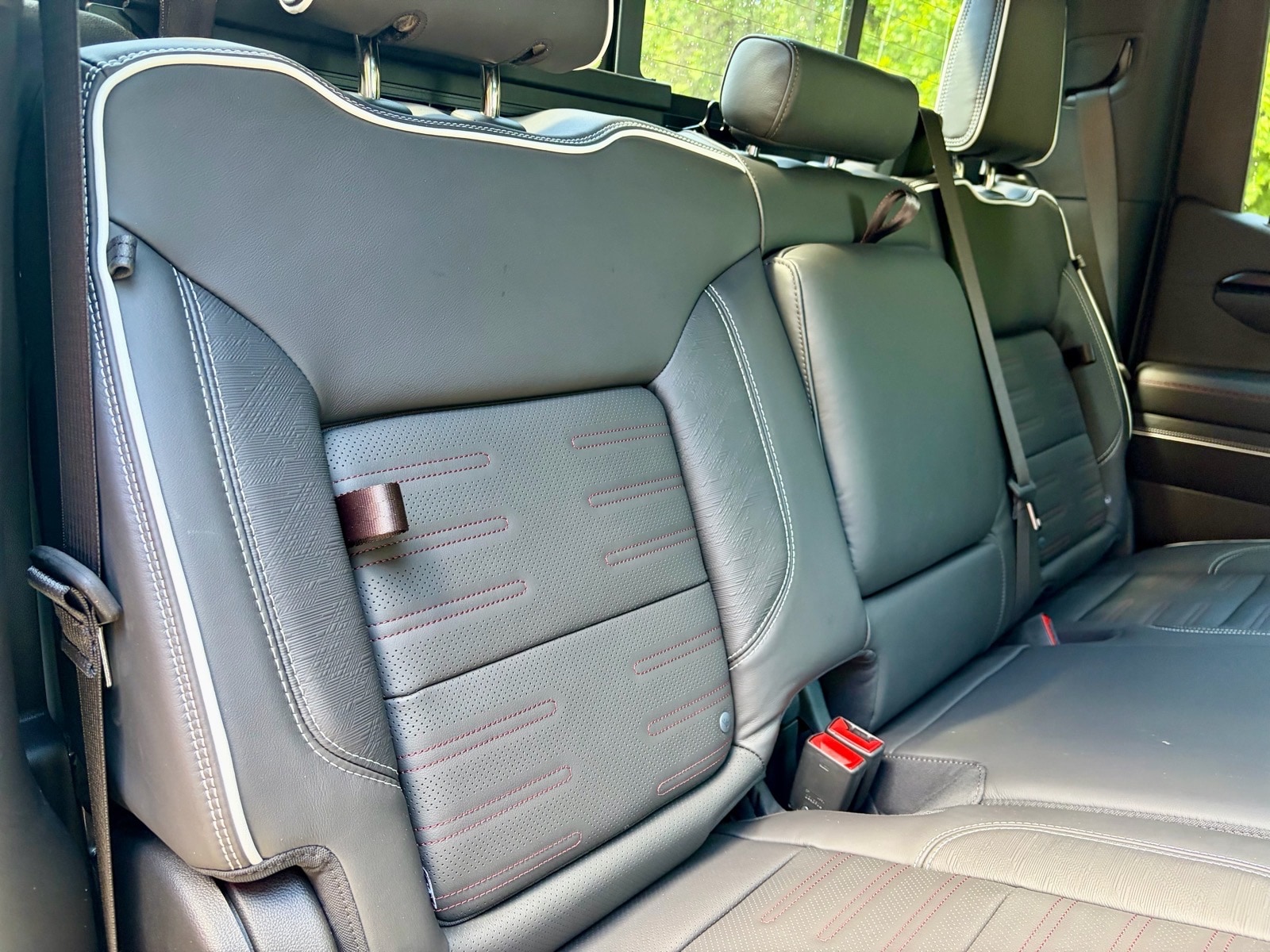 2026 GMC Sierra 1500 AT4X - Photo 22