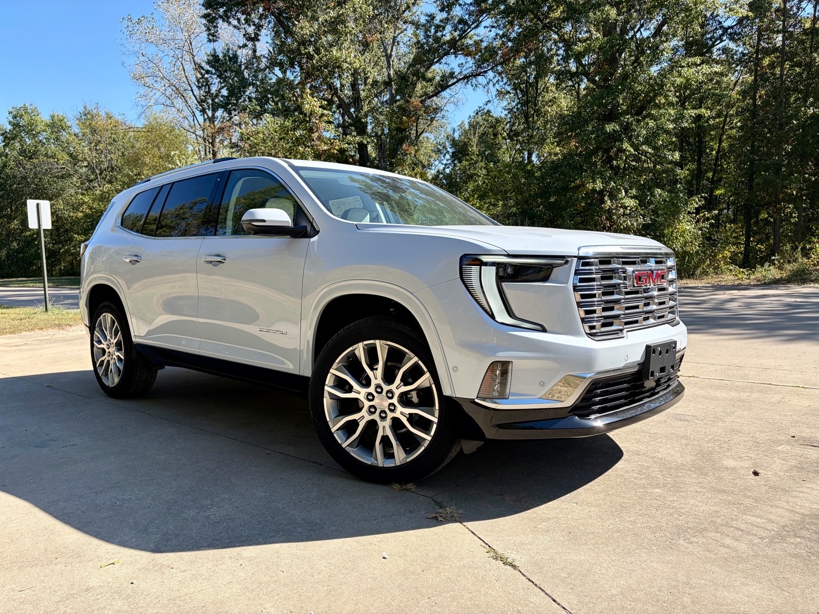 2027 GMC Acadia