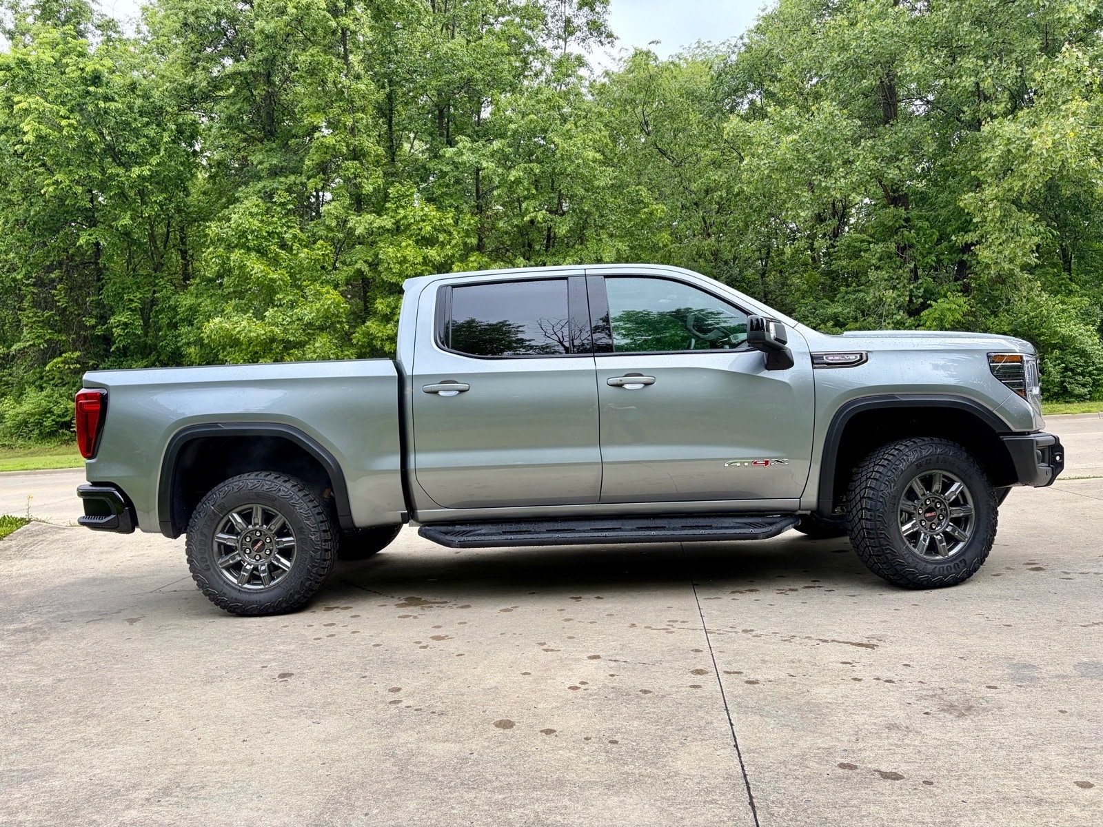 2026 GMC Sierra 1500 AT4X - Photo 8