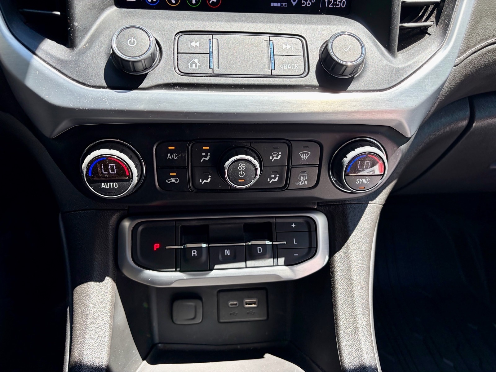 2023 GMC Acadia SLE - Photo 27