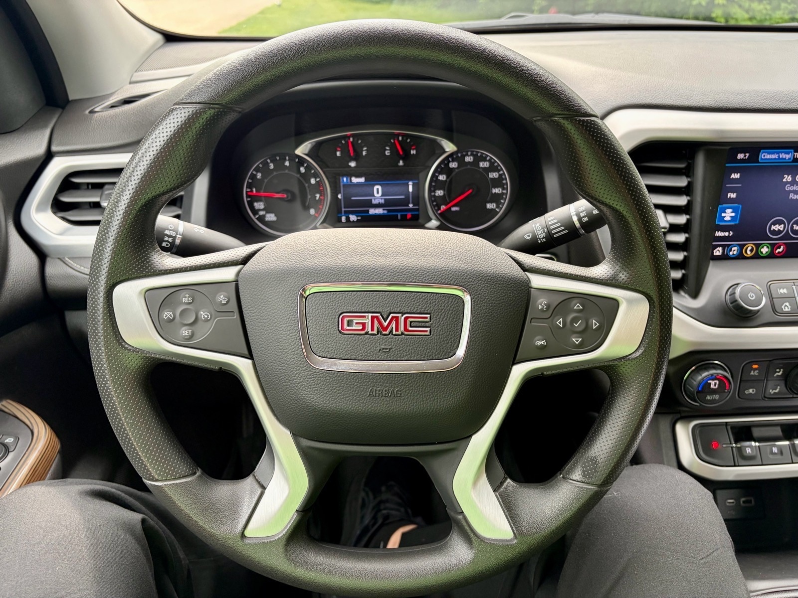 2023 GMC Acadia SLE - Photo 24