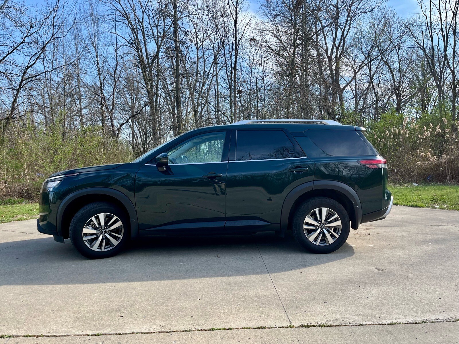 2025 Nissan Pathfinder SL - Photo 19