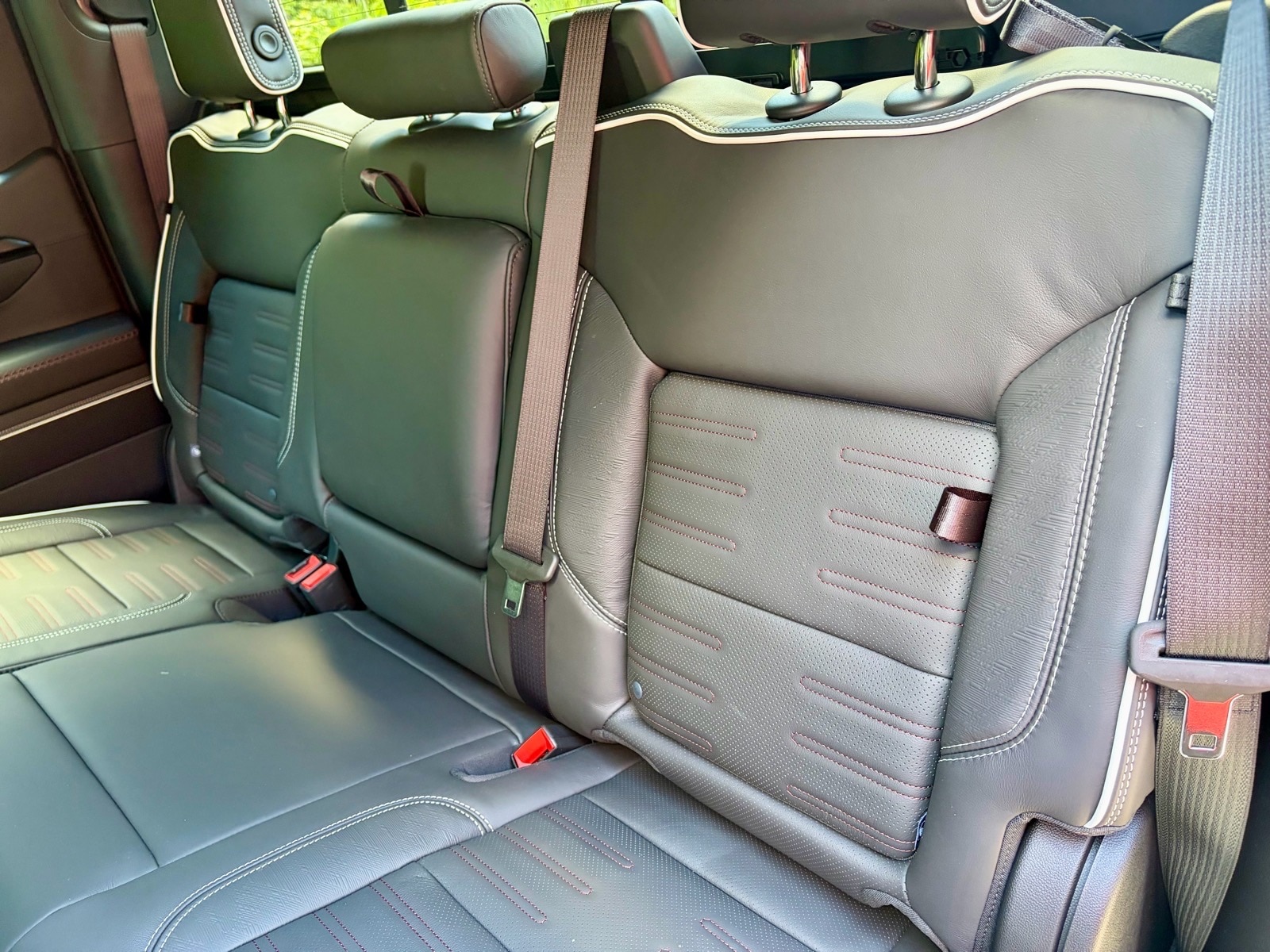 2026 GMC Sierra 1500 AT4X - Photo 19