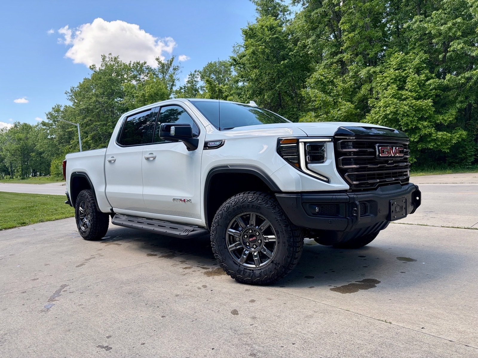 2026 GMC Sierra 4WD Crew Cab Short Box AT4X's photo