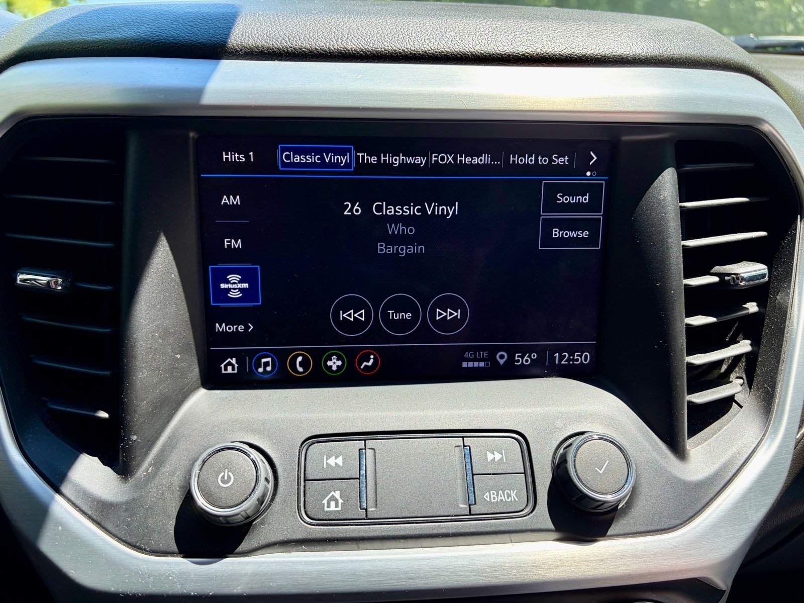 2023 GMC Acadia SLE - Photo 25