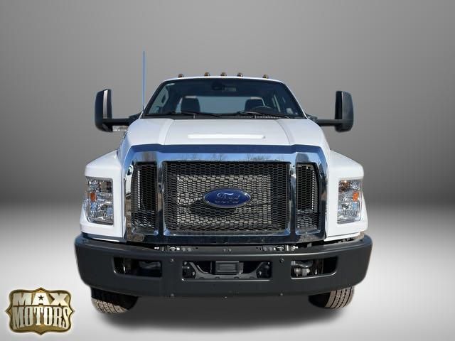 2024 Ford F-650 Base SuperCab photo 2