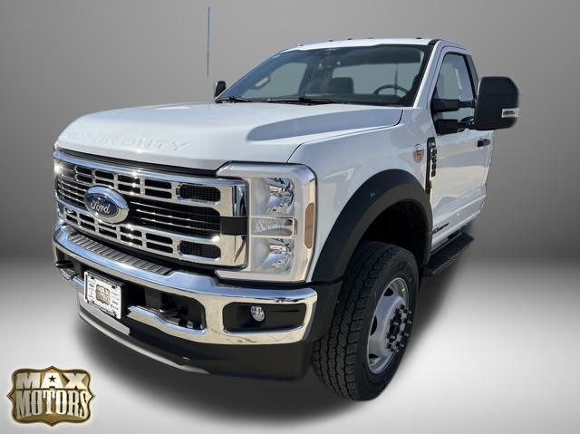 2024 Ford F-600 photo 3