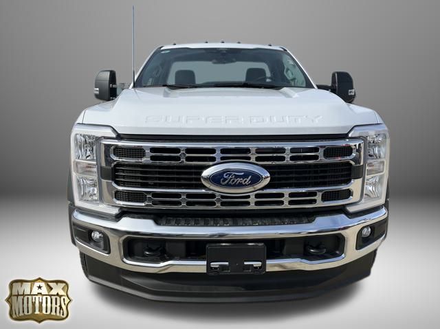 2024 Ford F-550 XL photo 2