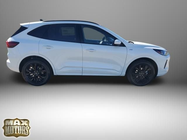 2026 Ford Escape ST-Line Elite photo 2