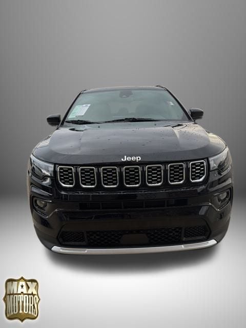 Used 2024 Jeep Compass Limited with VIN 3C4NJDCN7RT125093 for sale in Kansas City