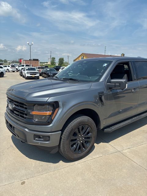 2026 Ford F-150 XLT - Photo 10
