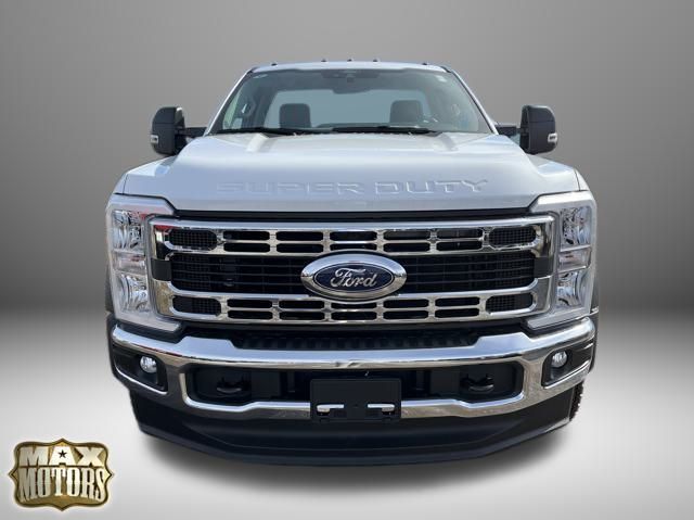 2024 Ford F-550 XL photo 2