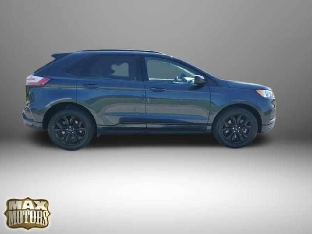 Used 2024 Ford Edge SE SUV